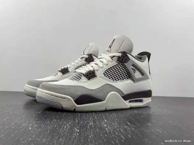 Phantom Maniere Jordan Air 4 x FZ4810-001 A Ma 0428